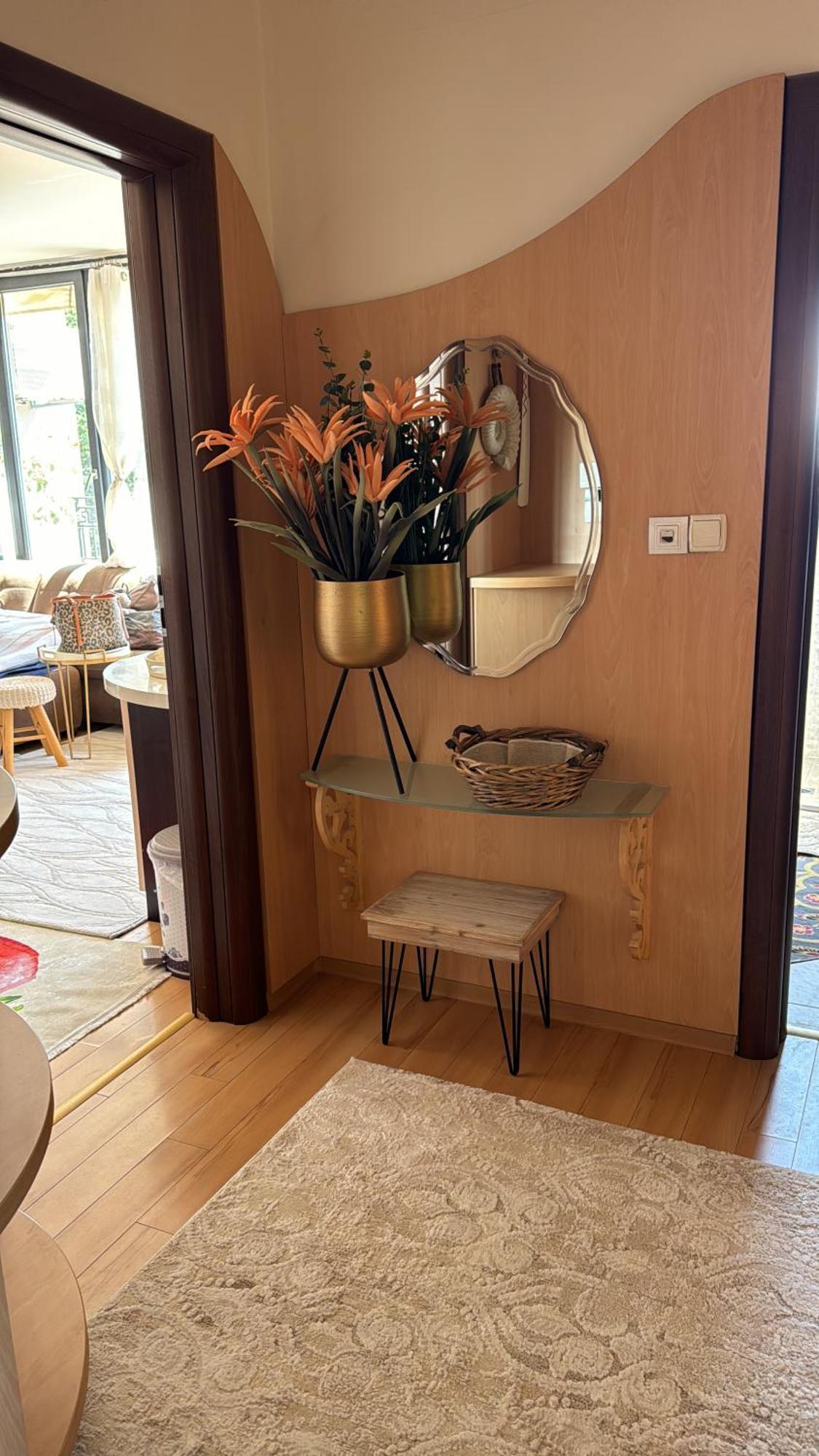 Downtown Central Apartment With Working Kitchen, City Views & Free Parking カザンラク エクステリア 写真