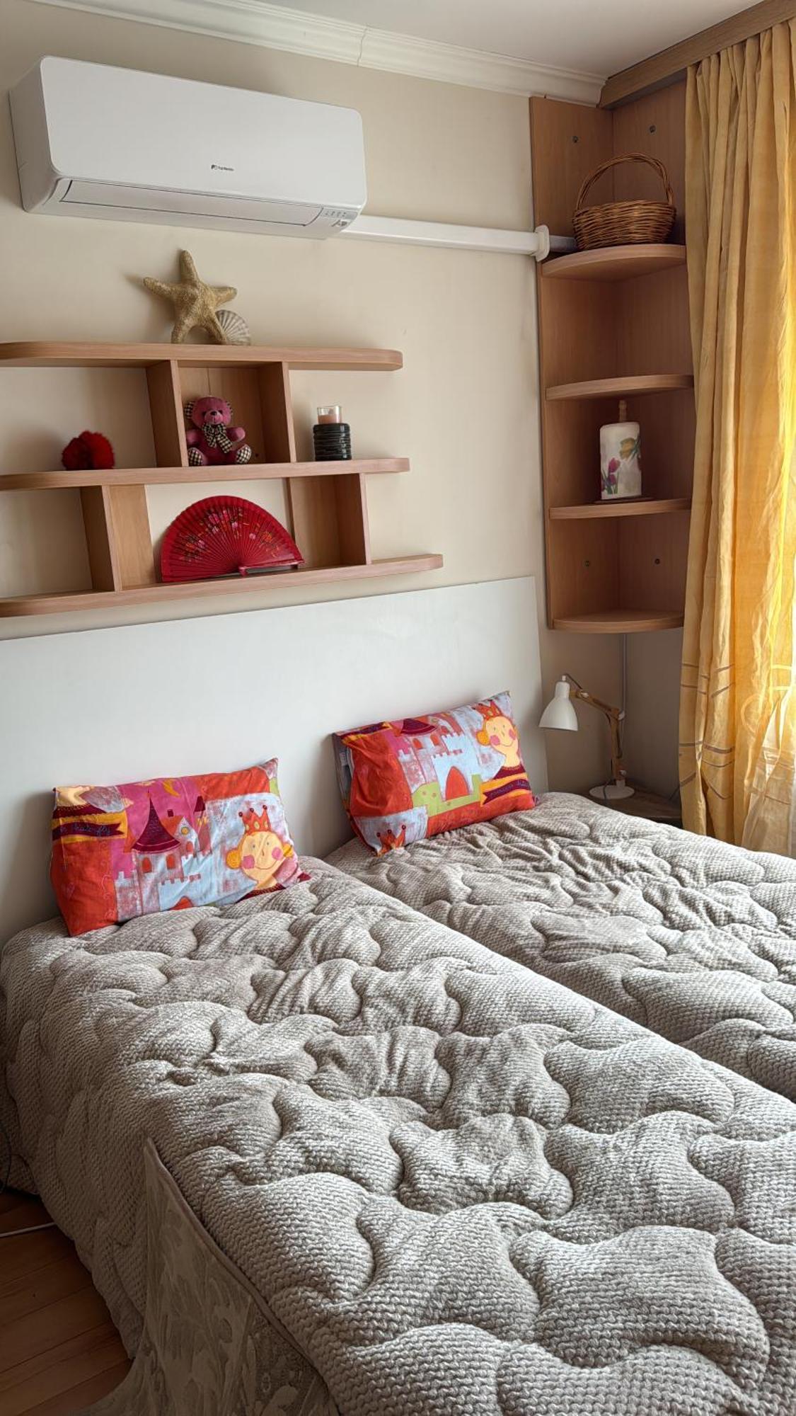 Downtown Central Apartment With Working Kitchen, City Views & Free Parking カザンラク エクステリア 写真